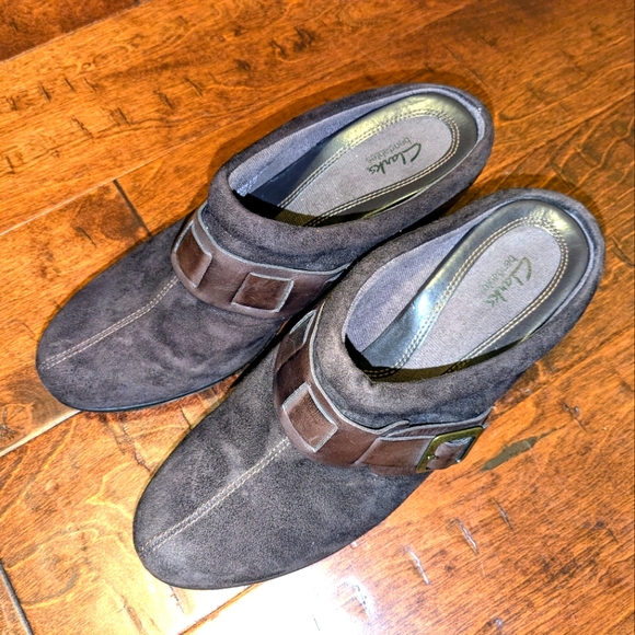 Clarks Bendables Julia Saint Mule Women's Sz 9.5 M Brown Suede Clog Heel 83379 - Picture 3 of 12